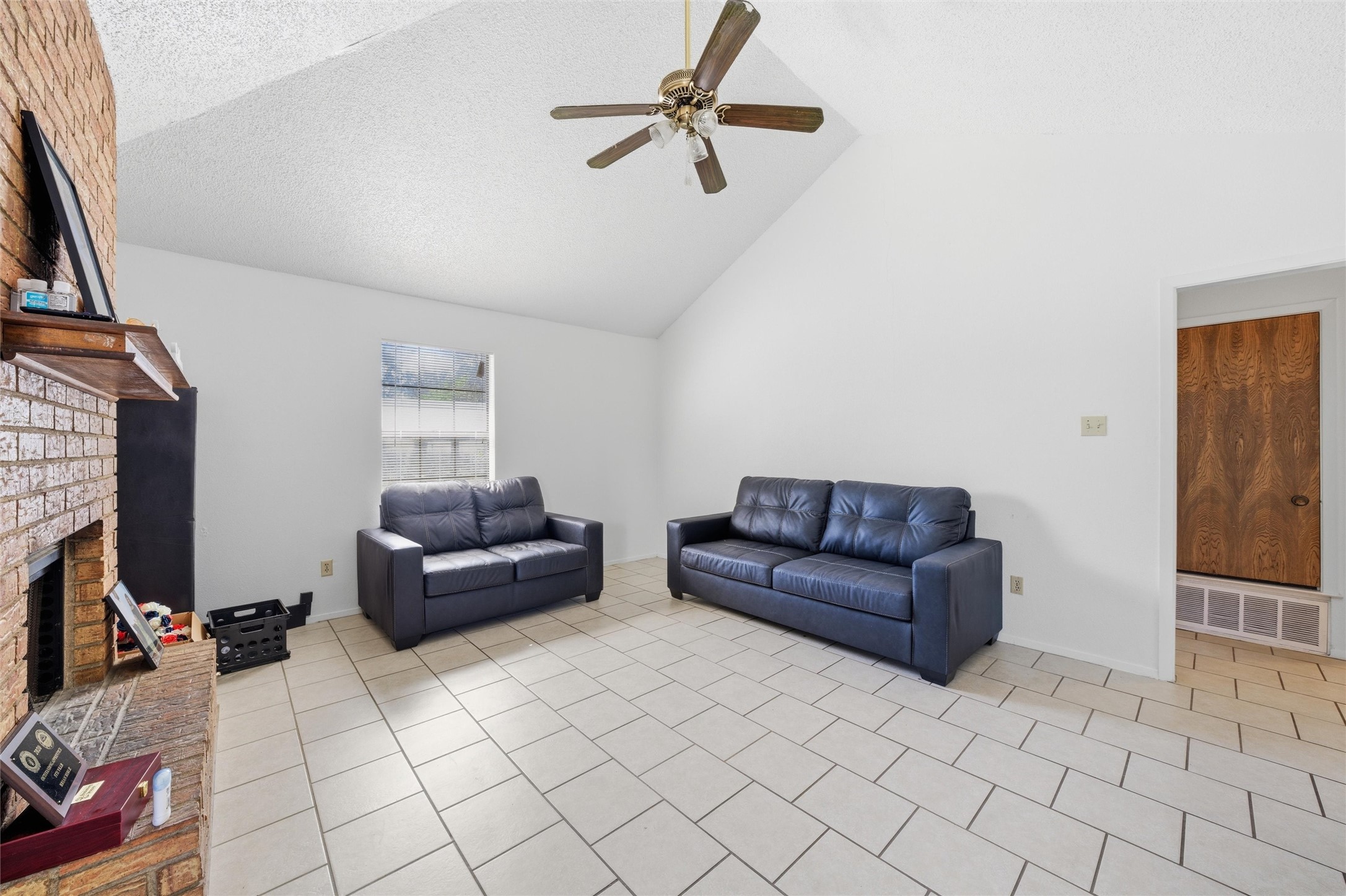 1507 Mcferrin Avenue 9