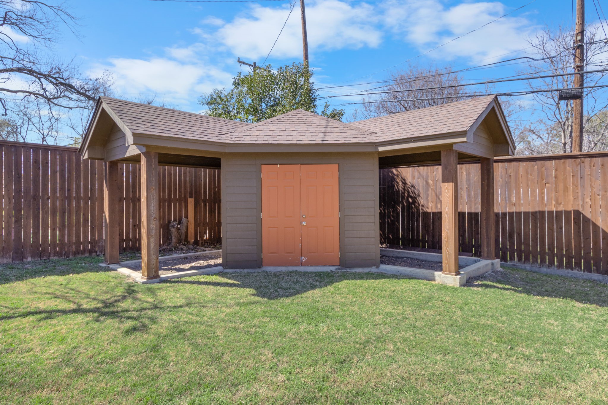 2815 Cumberland Avenue