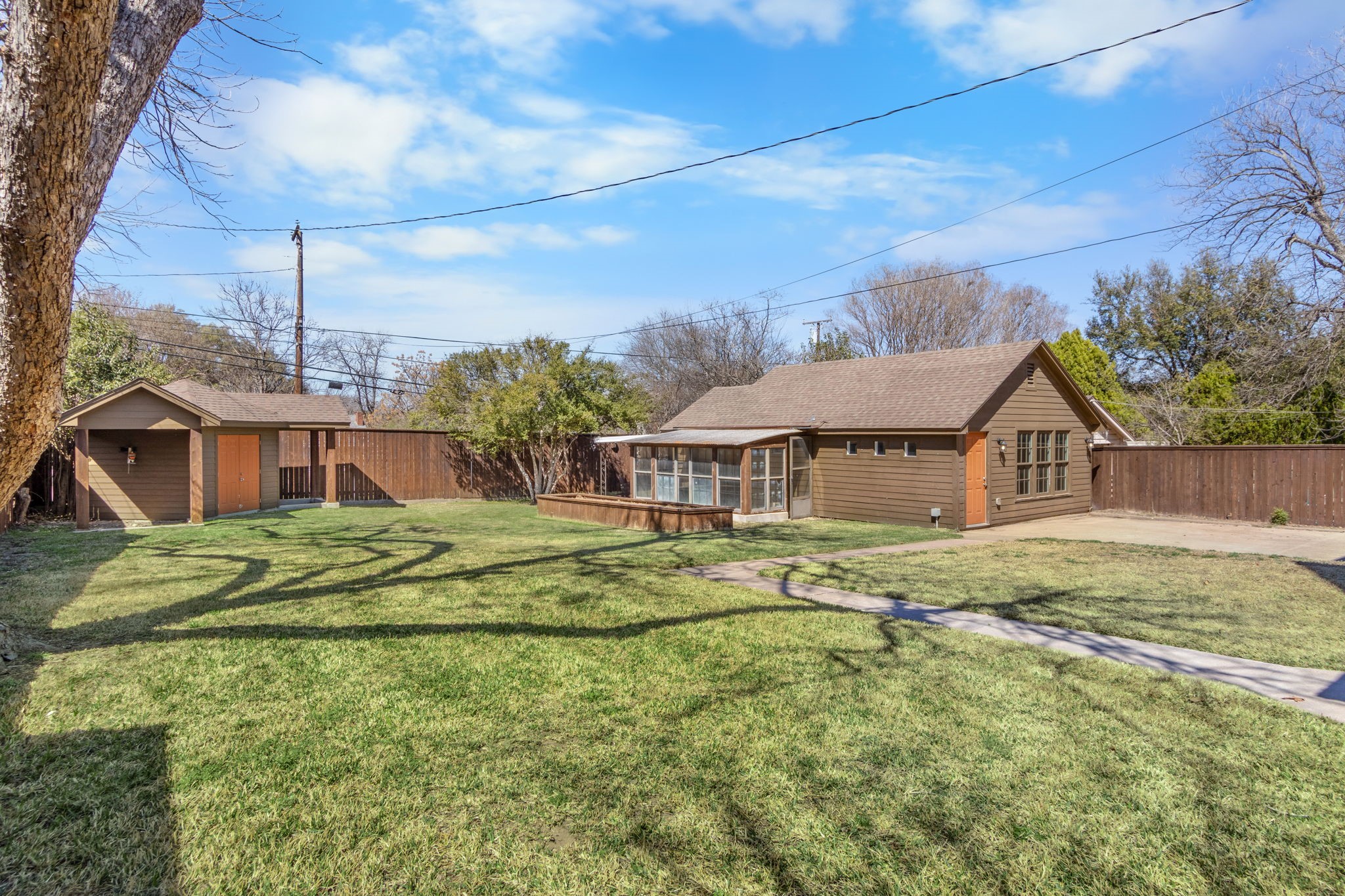 2815 Cumberland Avenue