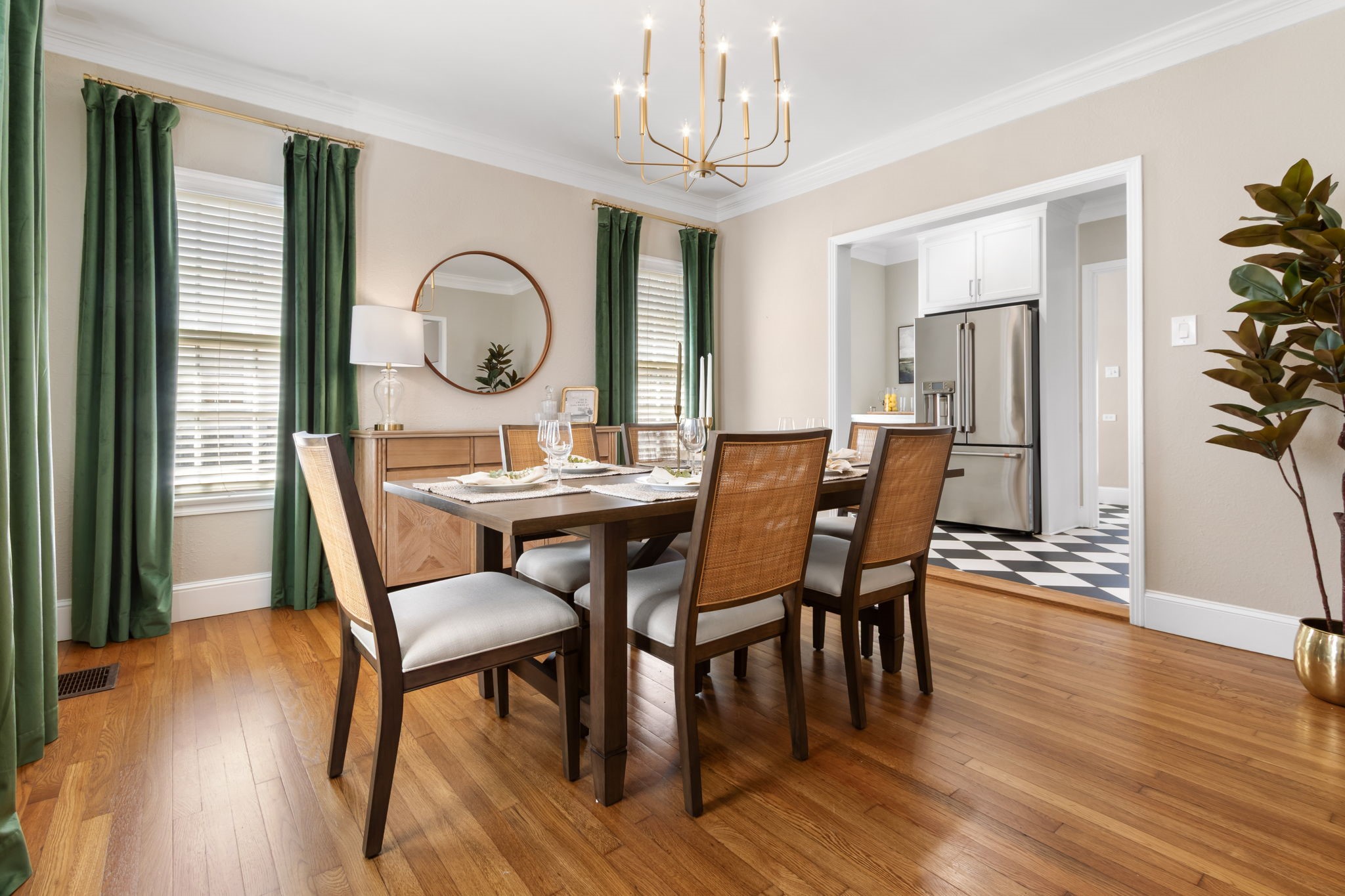 2815 Cumberland Avenue