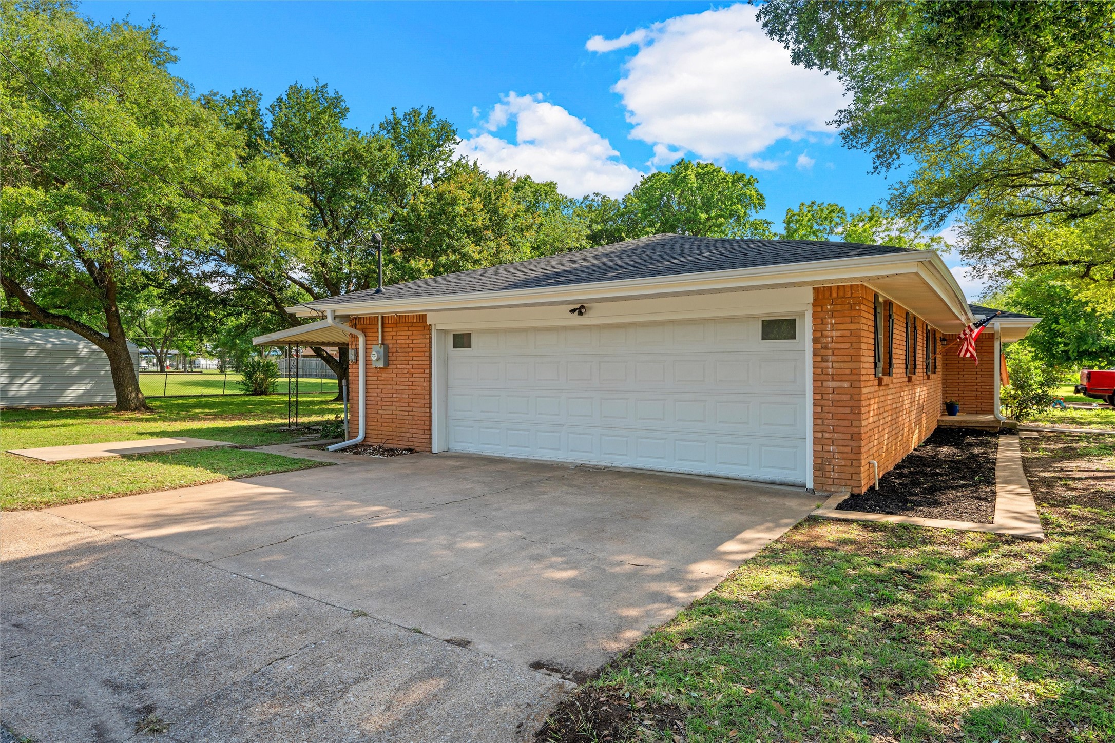 1400 W 6th Street