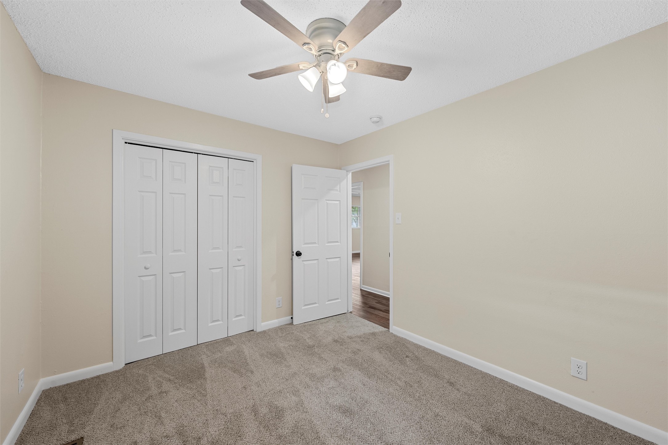 1400 W 6th Street