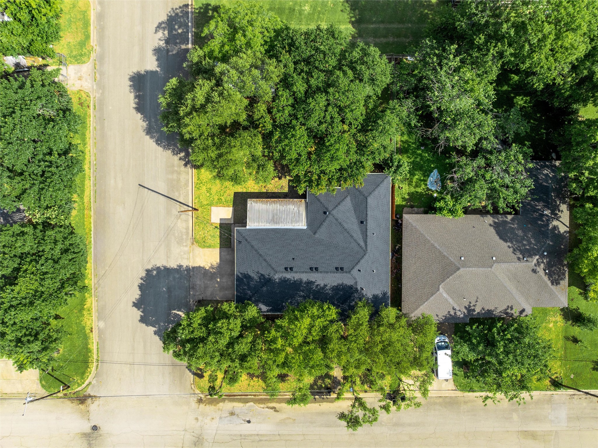 1400 W 6th Street