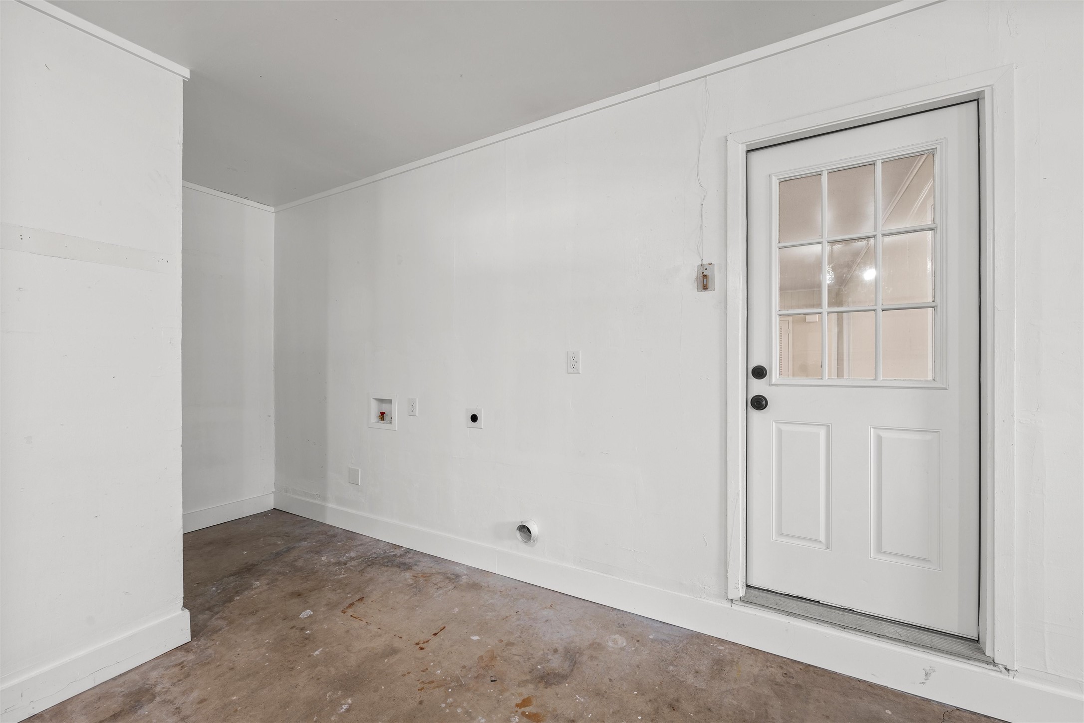 1400 W 6th Street
