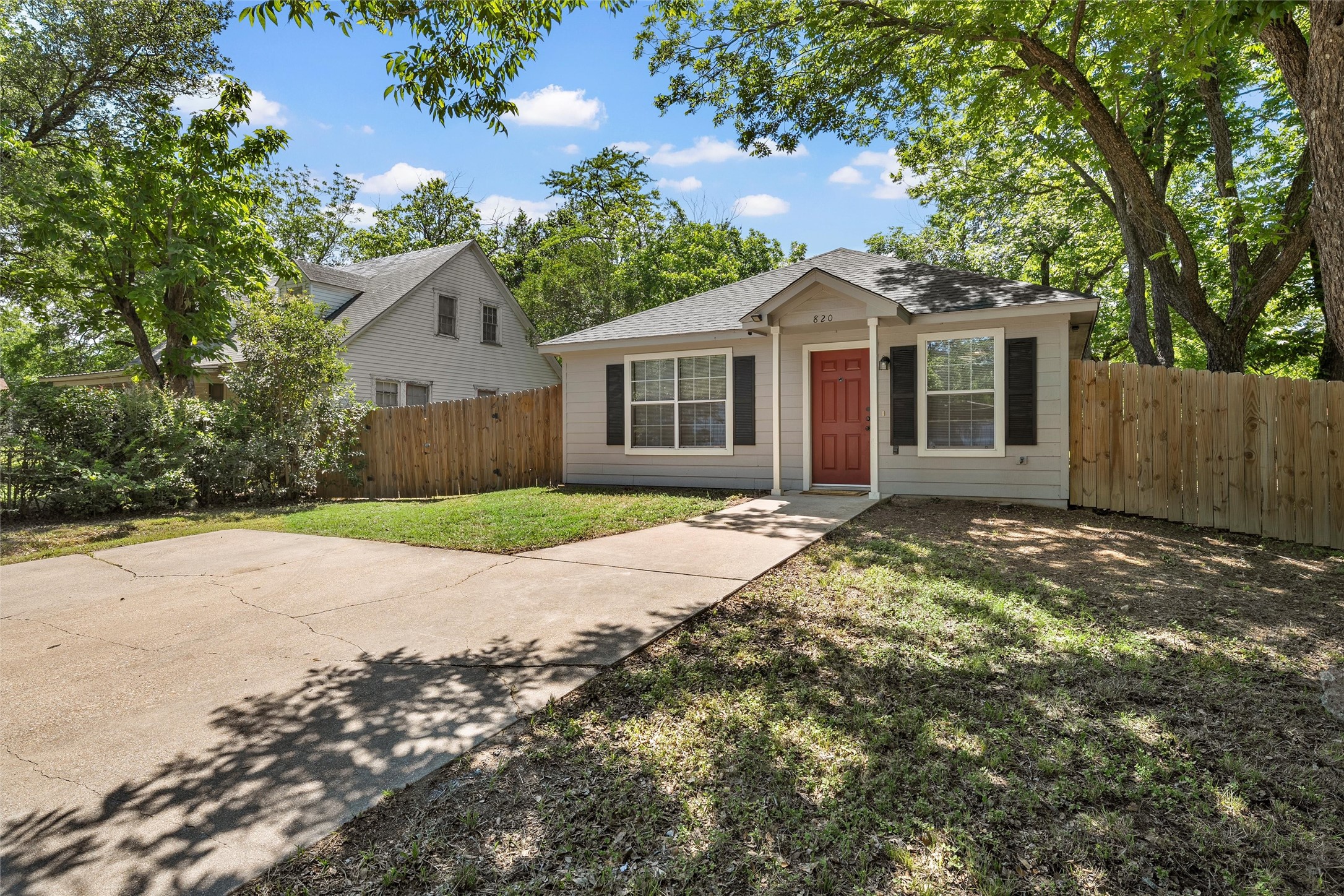 820 N 14th Street