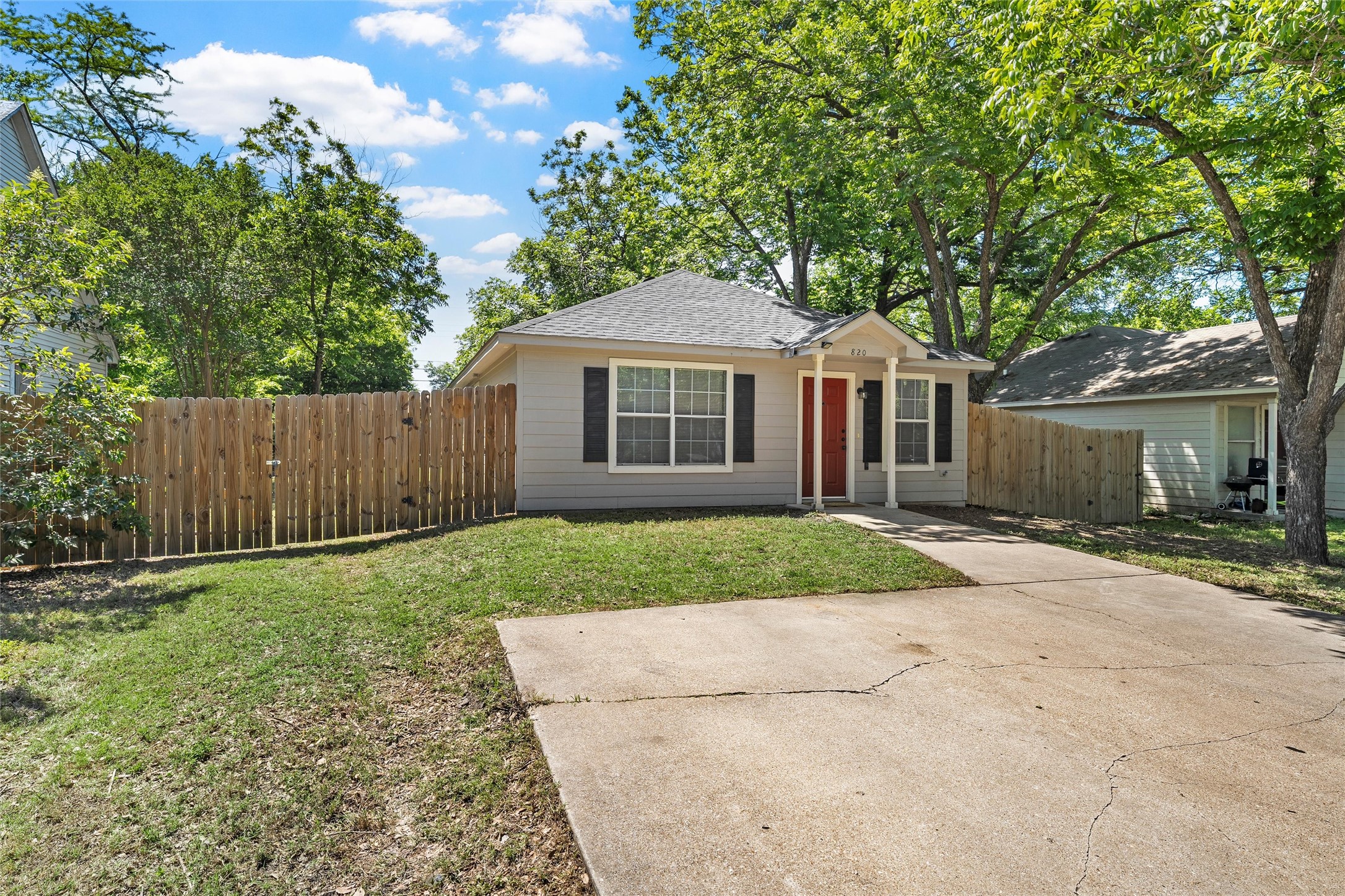 820 N 14th Street