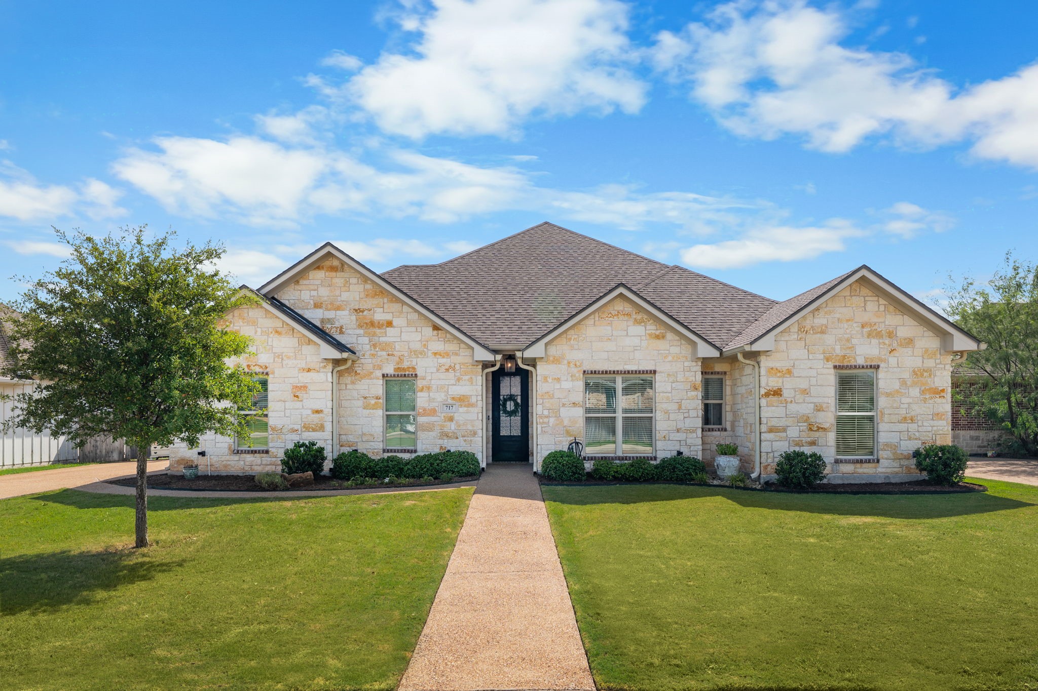 717 Wintergreen Drive
