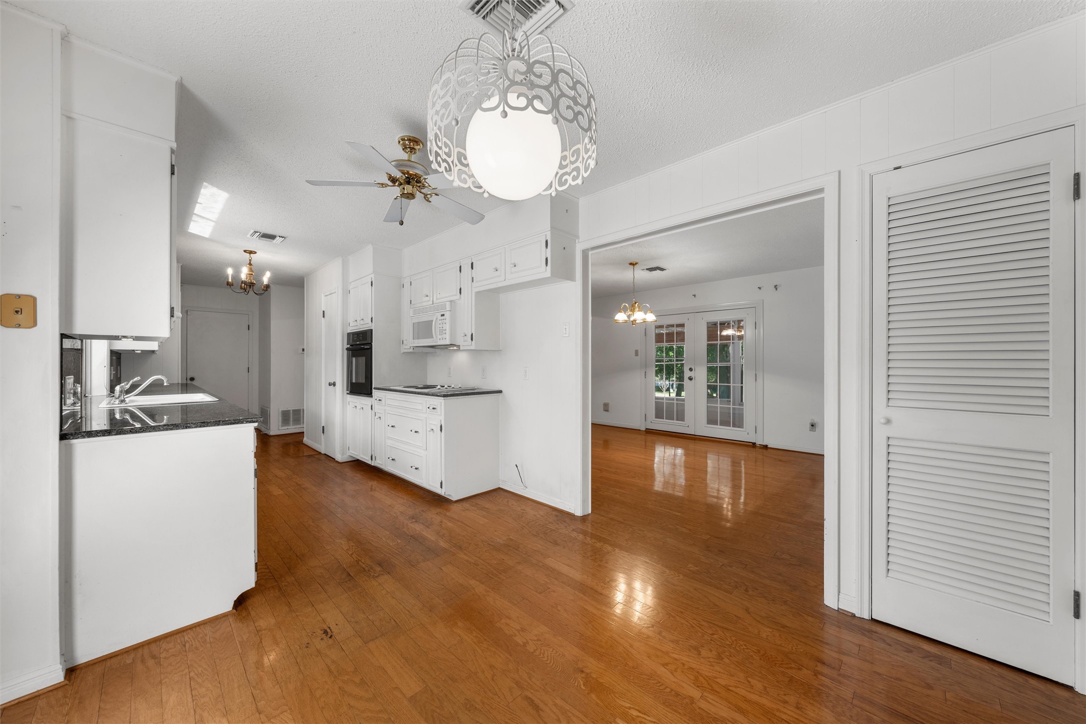 4400 Westchester Drive