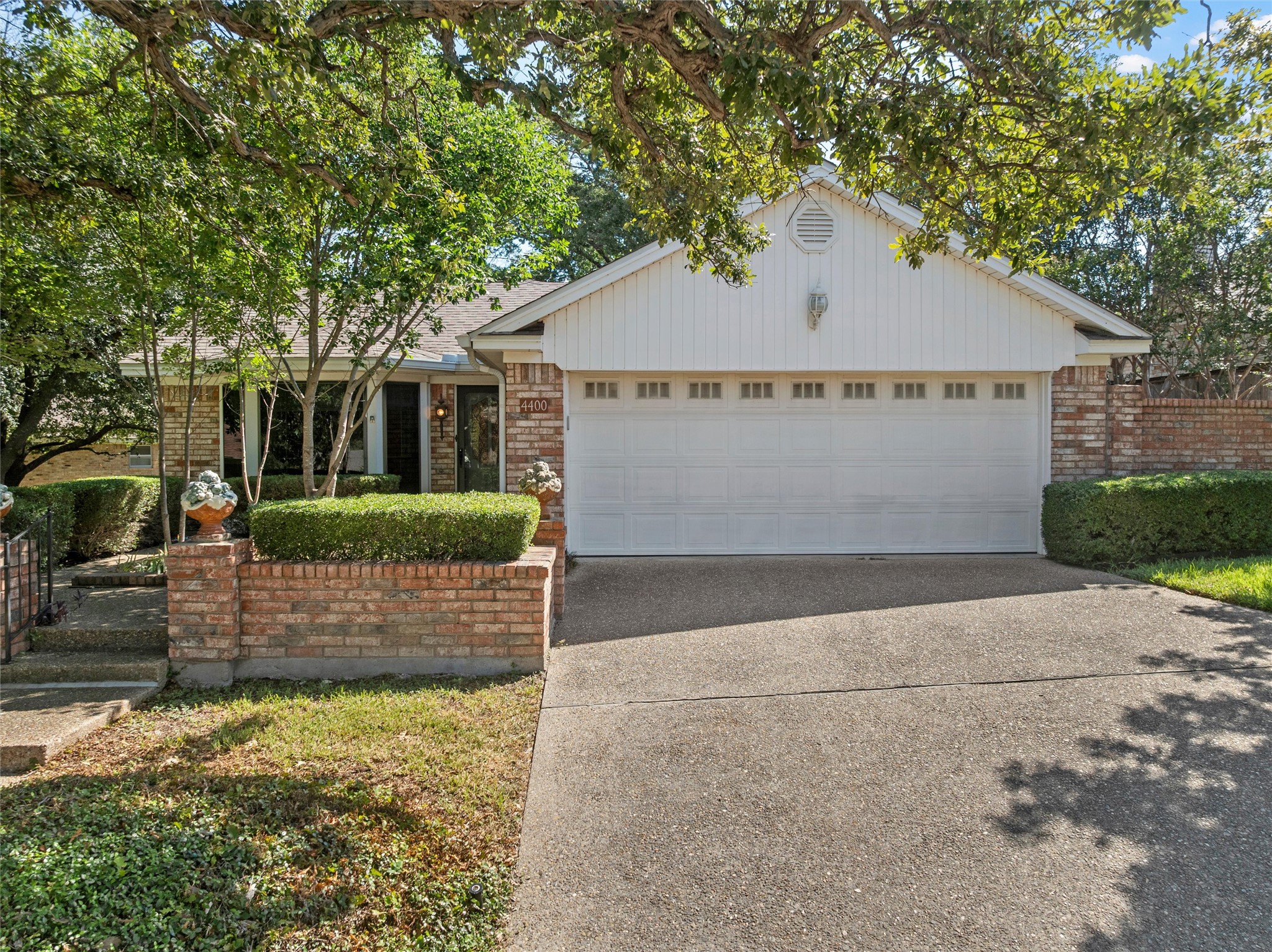 4400 Westchester Drive