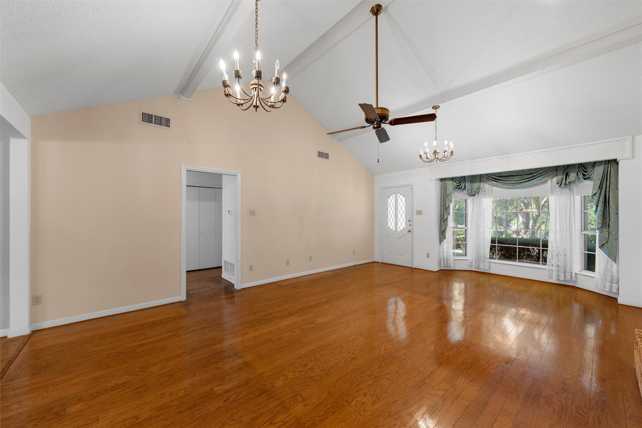 4400 Westchester Drive