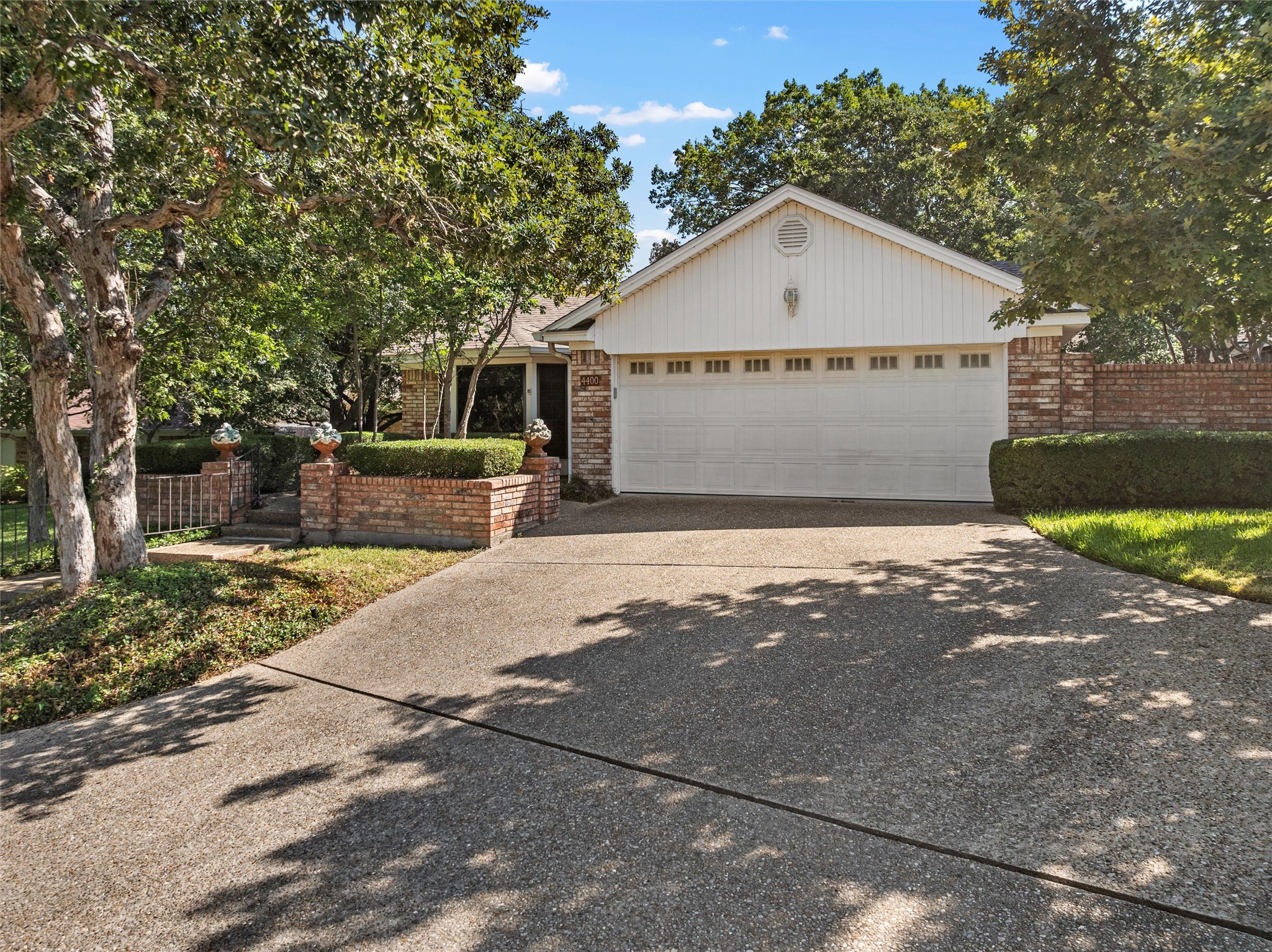4400 Westchester Drive