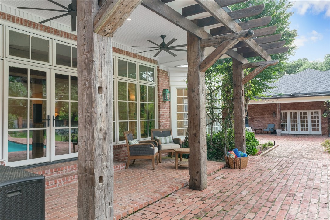 4901 Ridgeview Drive