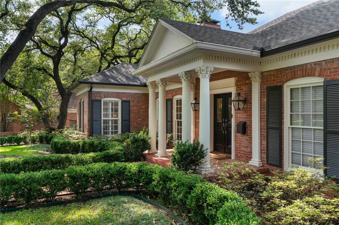 4901 Ridgeview Drive