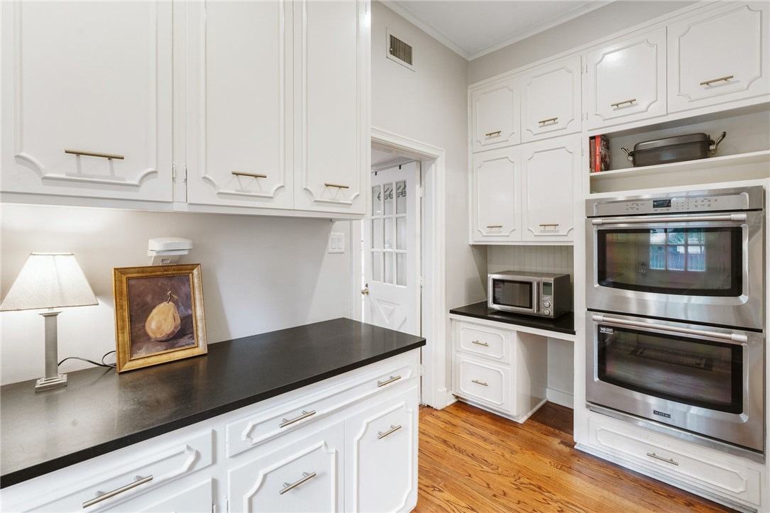 4901 Ridgeview Drive