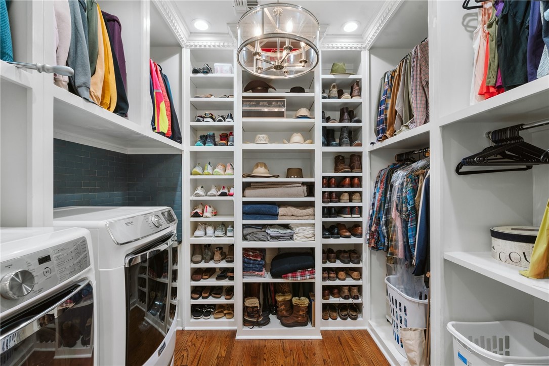 4901 Ridgeview Drive