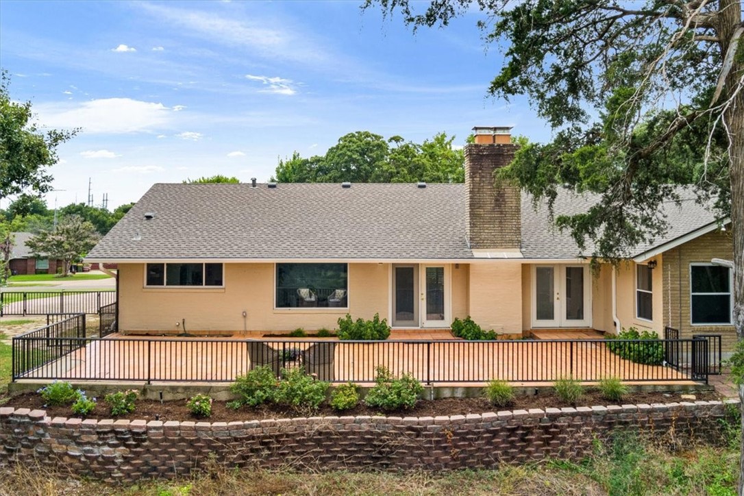 8257 Forest Ridge Drive