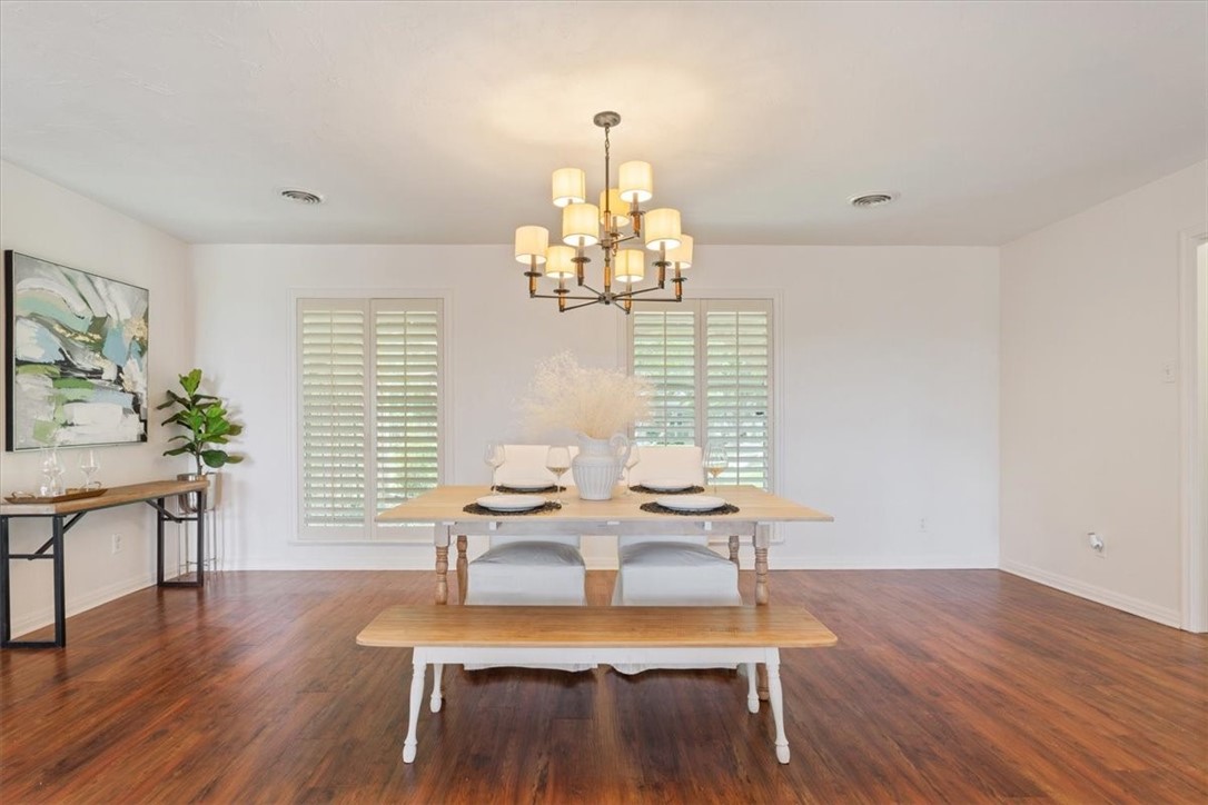 8257 Forest Ridge Drive