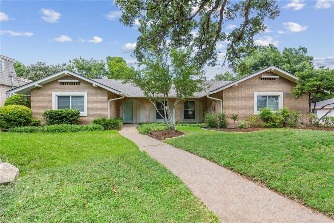 8257 Forest Ridge Drive