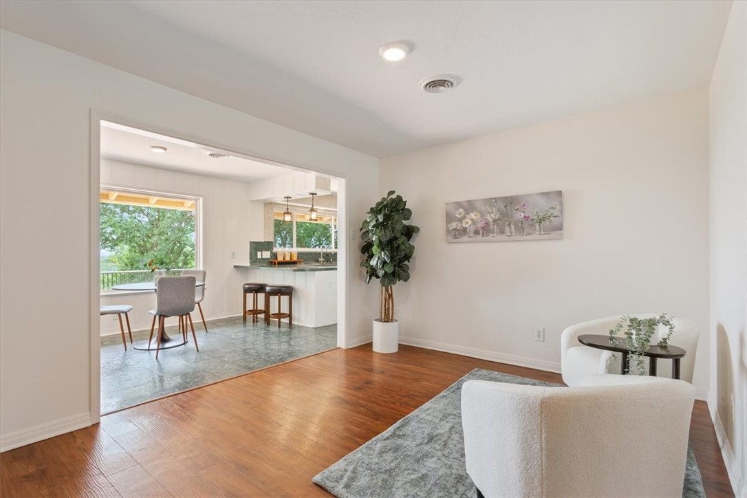 8257 Forest Ridge Drive