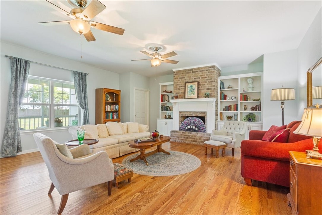 419 Bluebonnet Lane