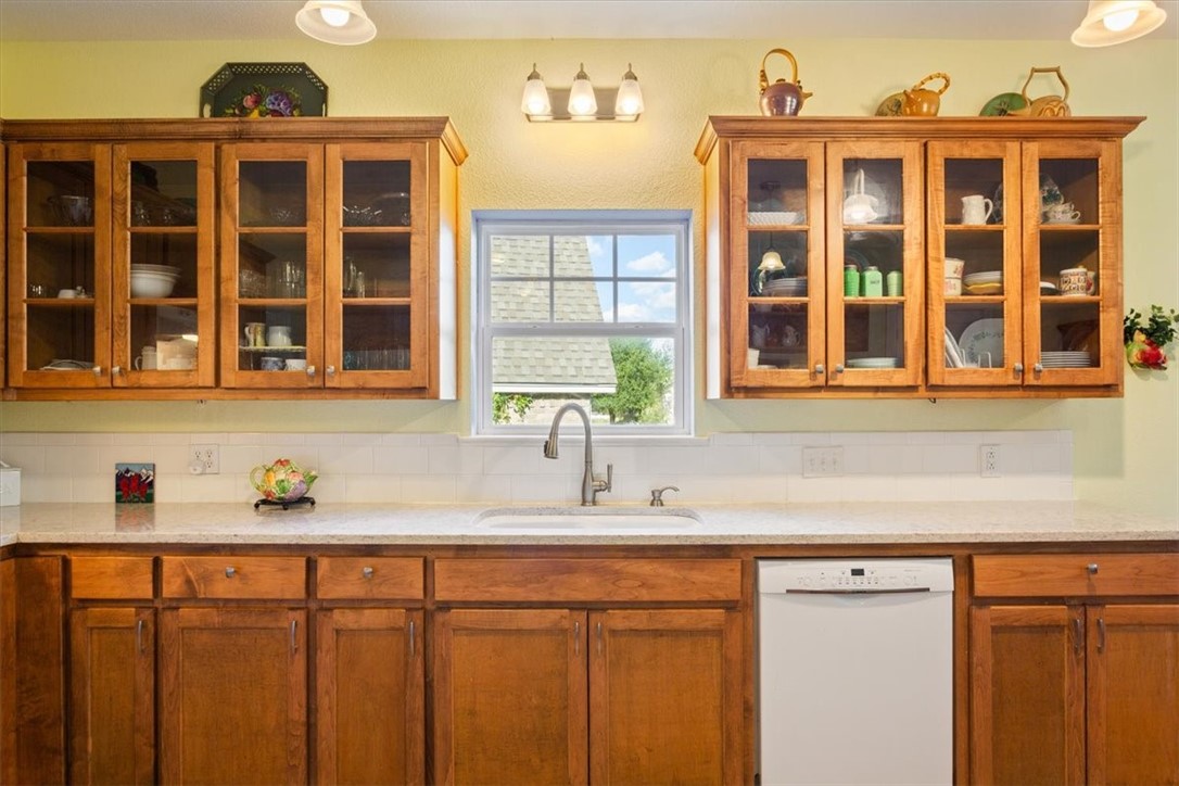 419 Bluebonnet Lane