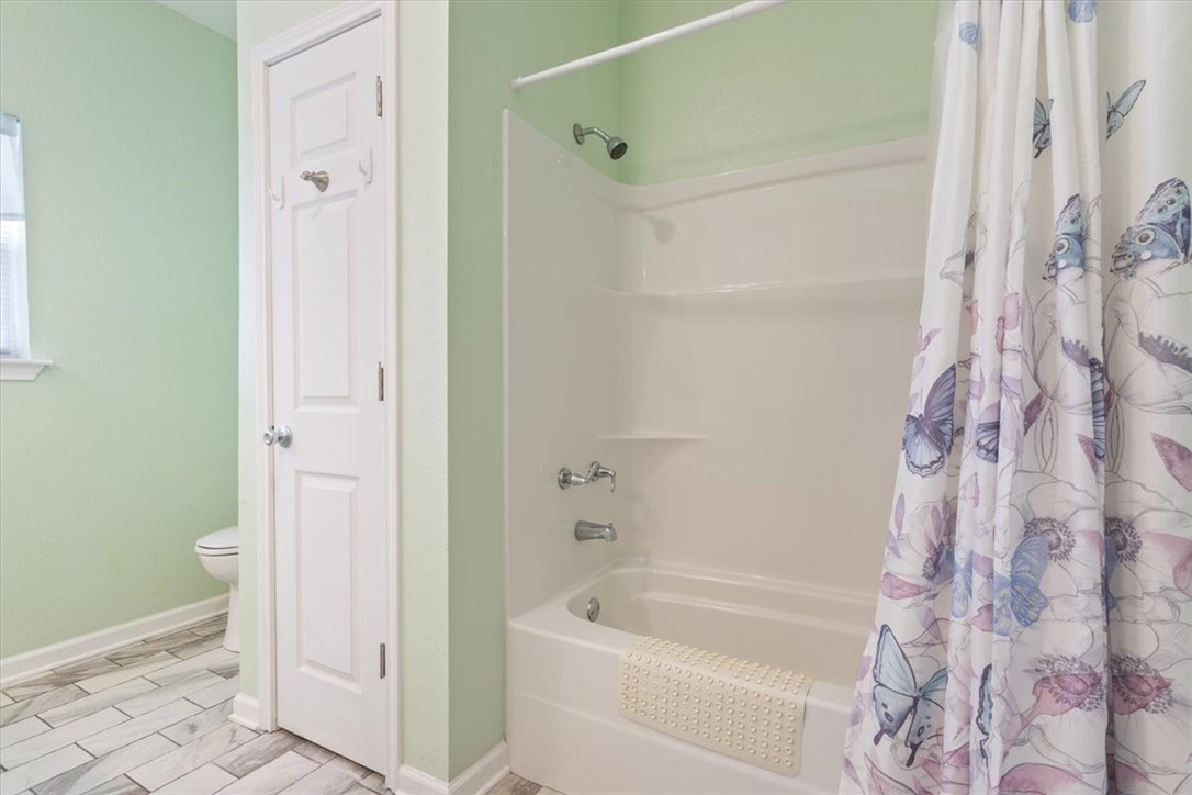 419 Bluebonnet Lane
