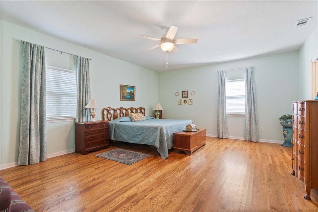 419 Bluebonnet Lane
