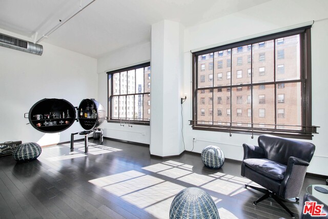 1645 N VINE ST Unit: 803