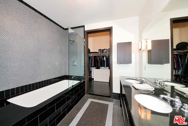 1645 N VINE ST Unit: 803