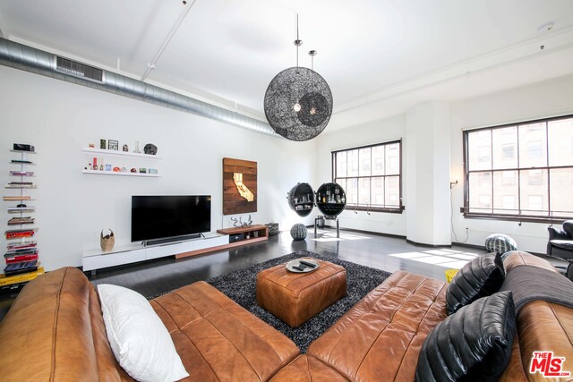 1645 N VINE ST Unit: 803