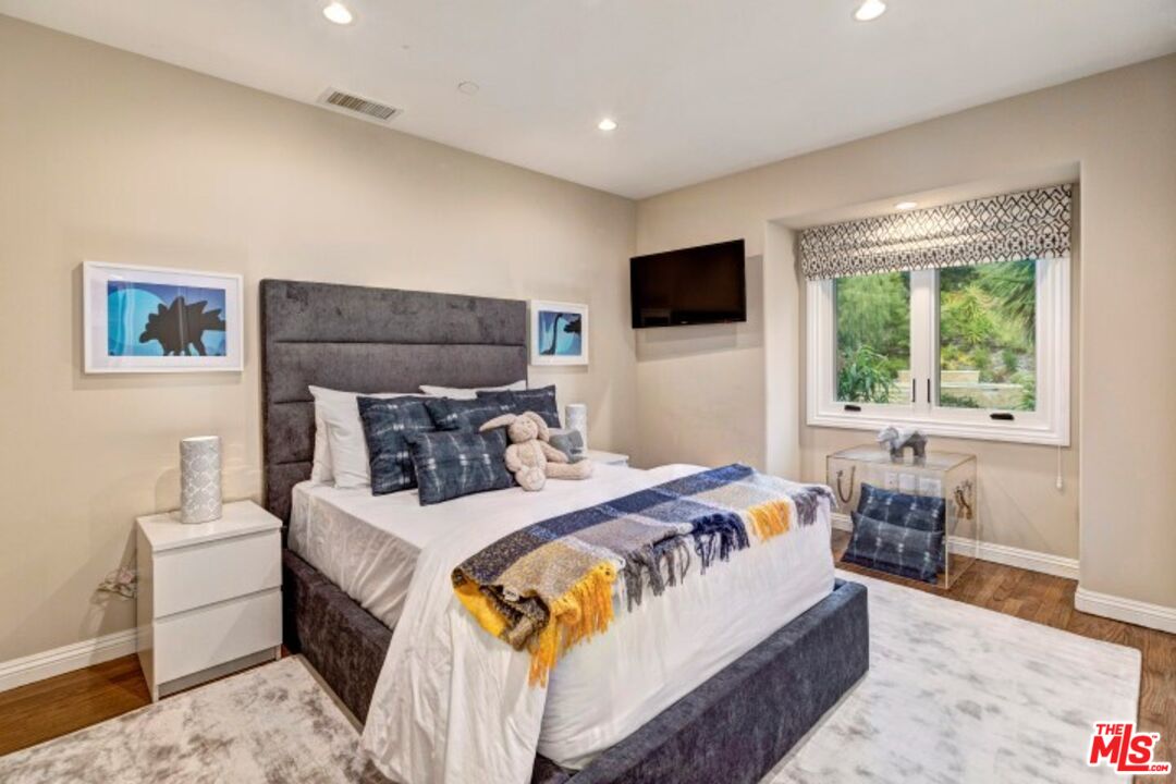 20779 Big Rock Dr