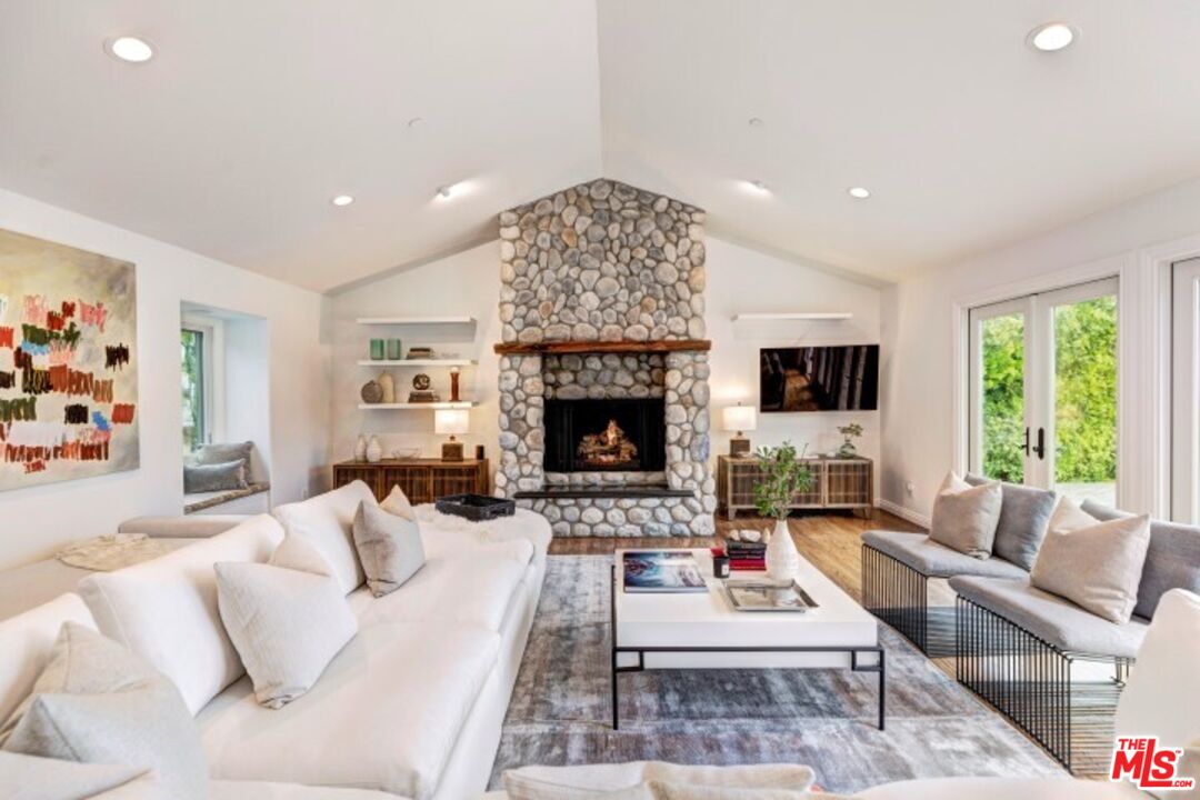 20779 Big Rock Dr