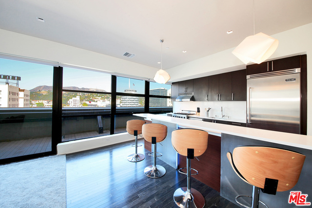 1645 N Vine St Unit: 908