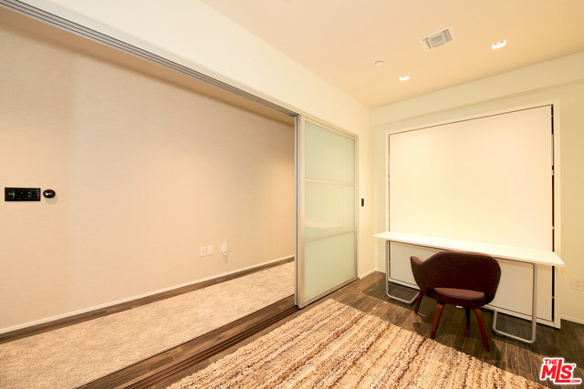 1645 N Vine St Unit: 908