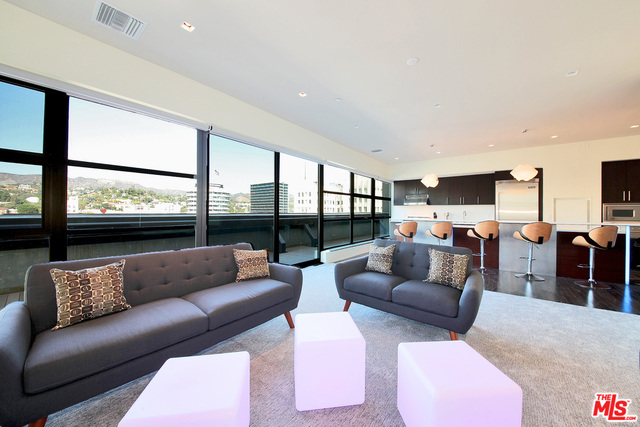 1645 N Vine St Unit: 908