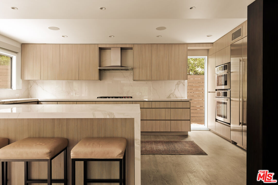 9903 Anthony Pl