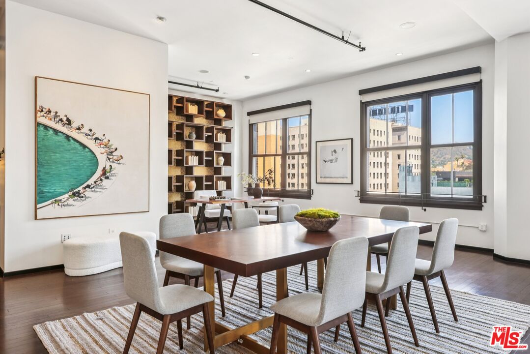 1645 N Vine St Unit: 706