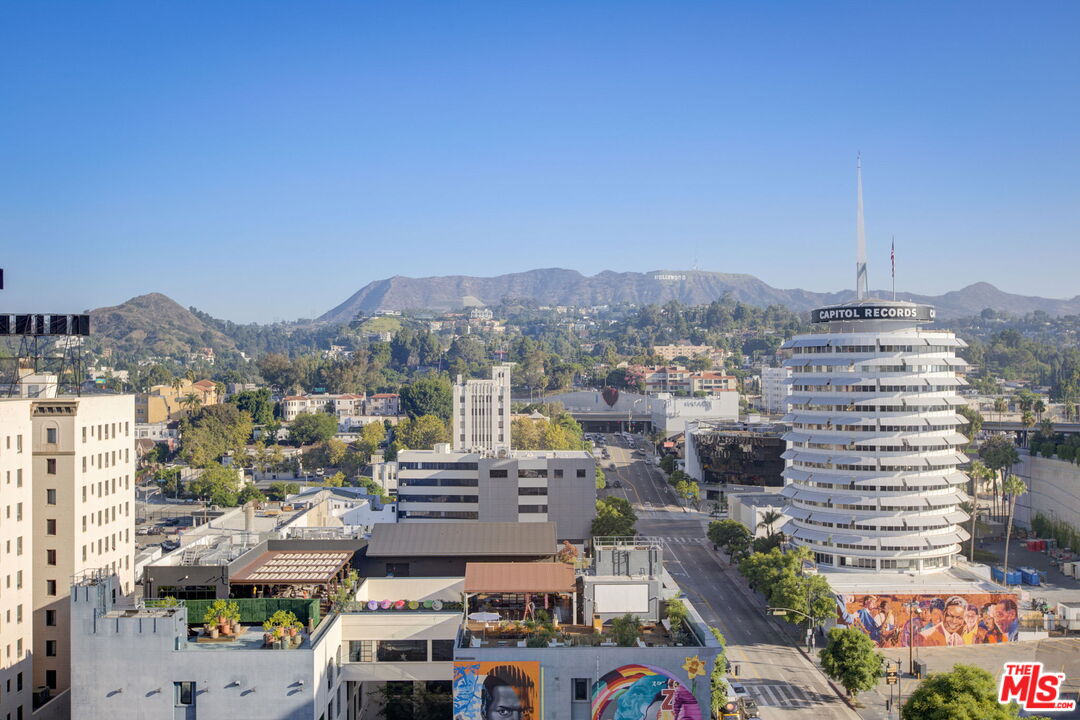 1645 N Vine St Unit: 706