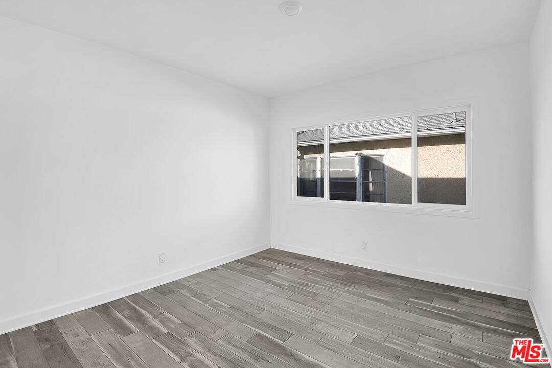 1610 S Beverly Glen Blvd Unit: 6