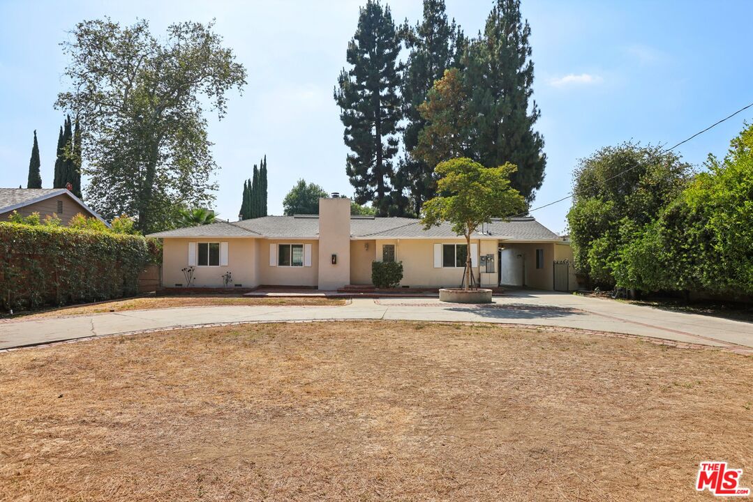 6727 Orion Ave