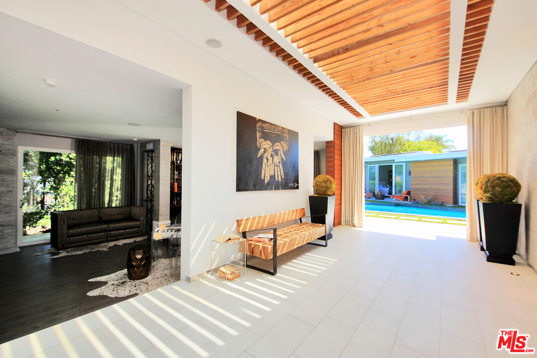 3054 Elvido Dr