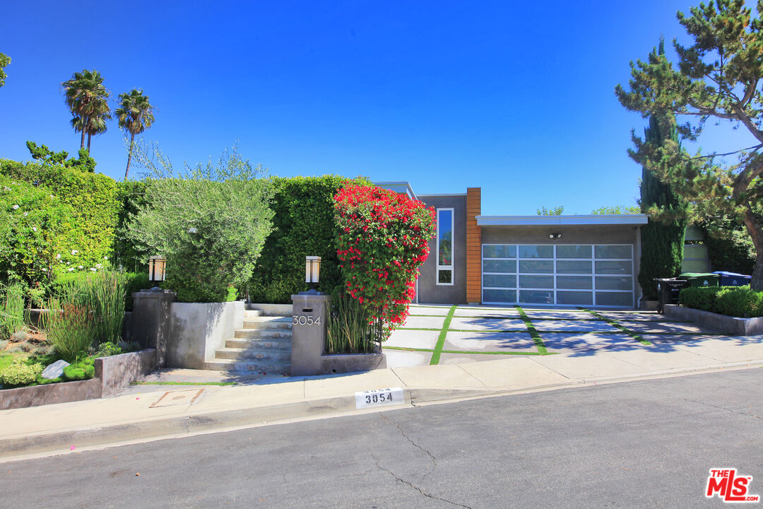 3054 Elvido Dr