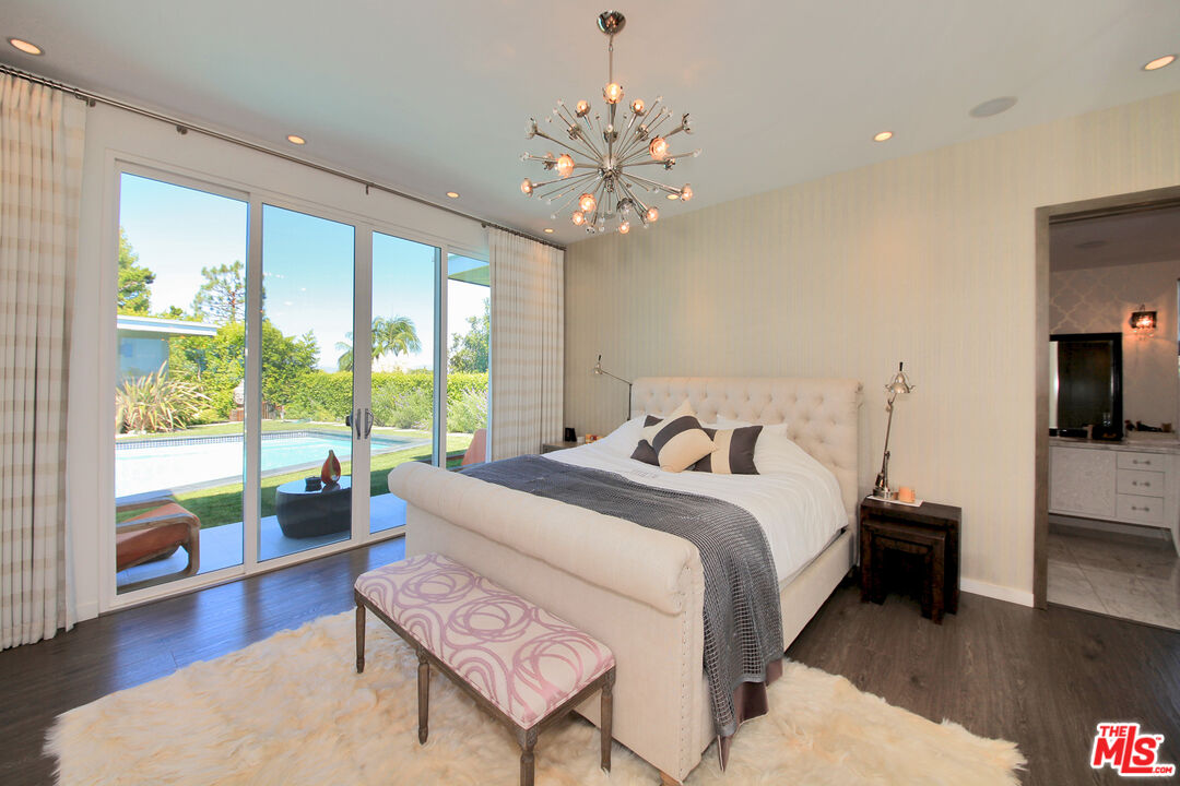 3054 Elvido Dr