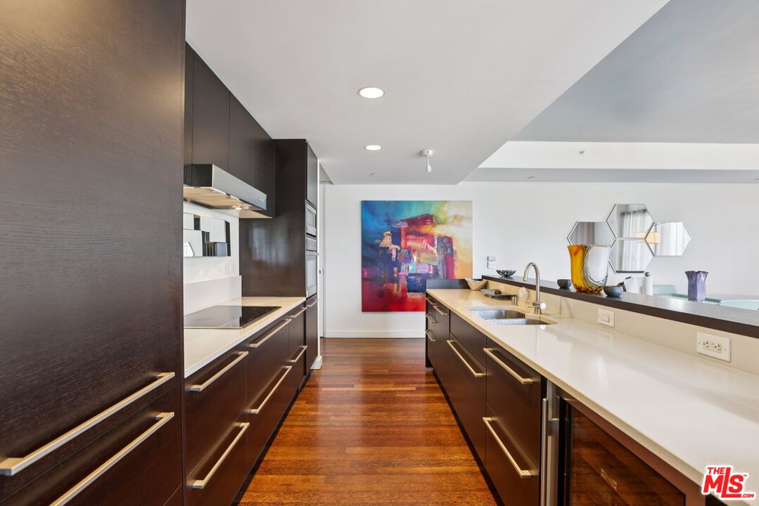 6250 Hollywood Blvd Unit: 5A