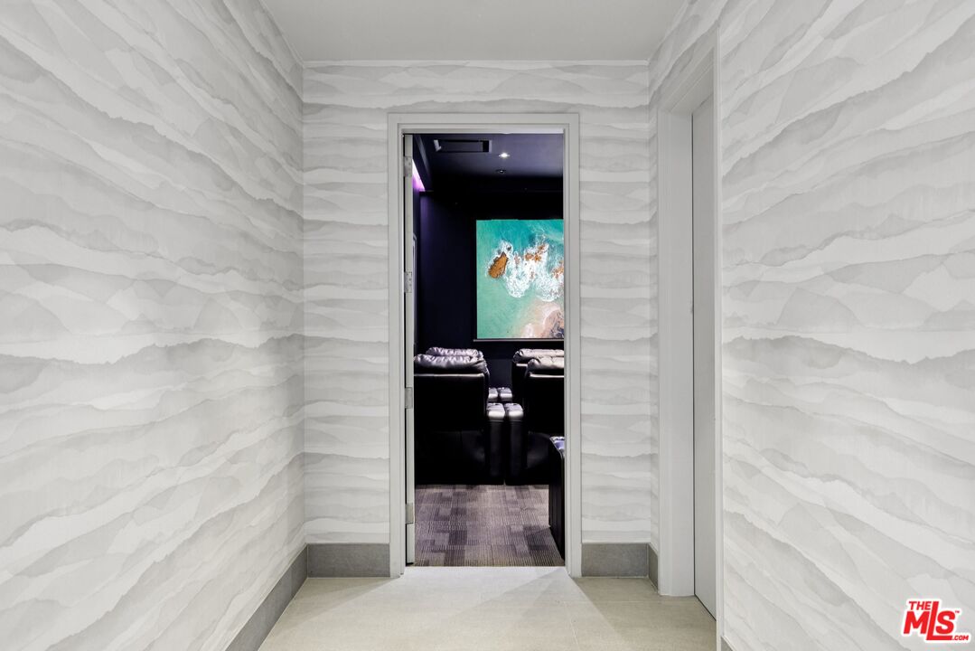 6250 Hollywood Blvd Unit: 5A