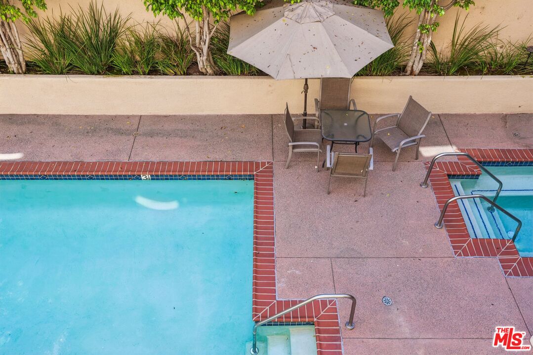 14290 Dickens St Unit: 204