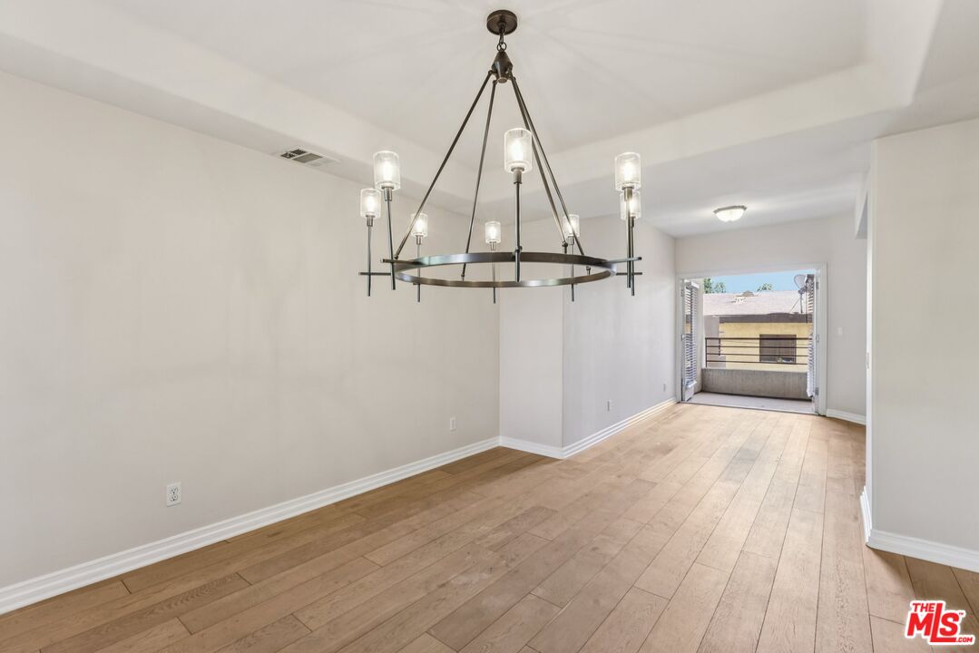 14290 Dickens St Unit: 204