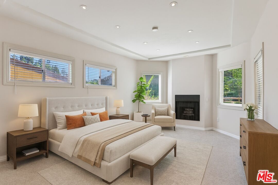 14290 Dickens St Unit: 204
