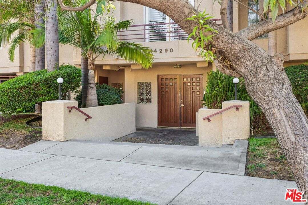 14290 Dickens St Unit: 204