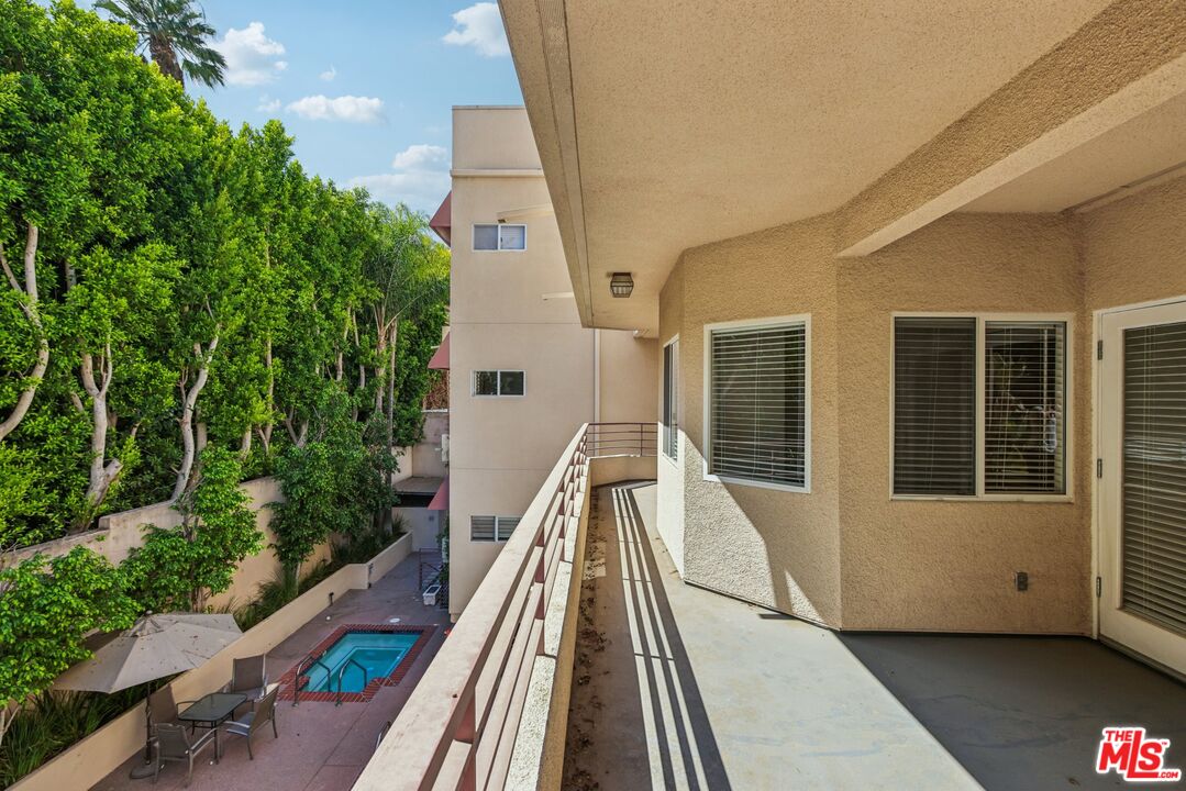 14290 Dickens St Unit: 204
